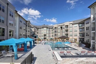 Avia Luxury Apartments in Richmond, VA - Building Photo - Building Photo
