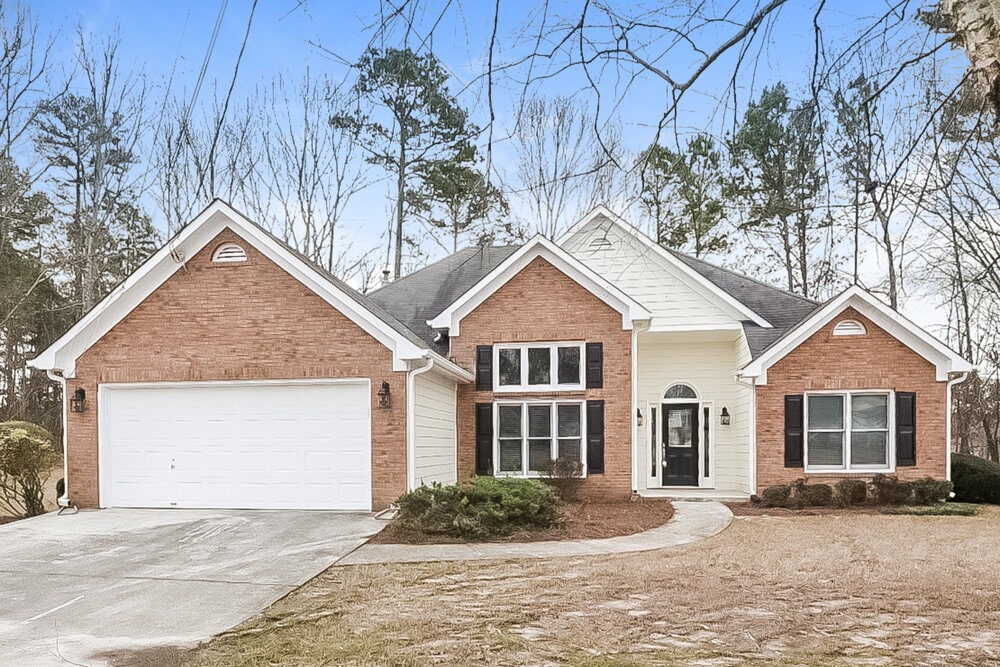 3969 Pine Gorge Cir in Dacula, GA - Foto de edificio