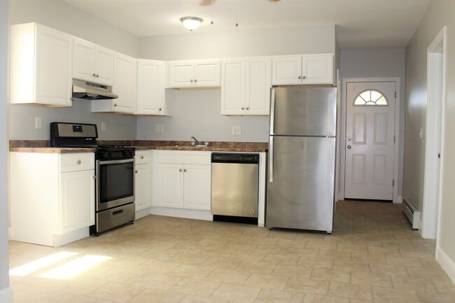 789 Madison Ave in Bridgeport, CT - Building Photo - Building Photo