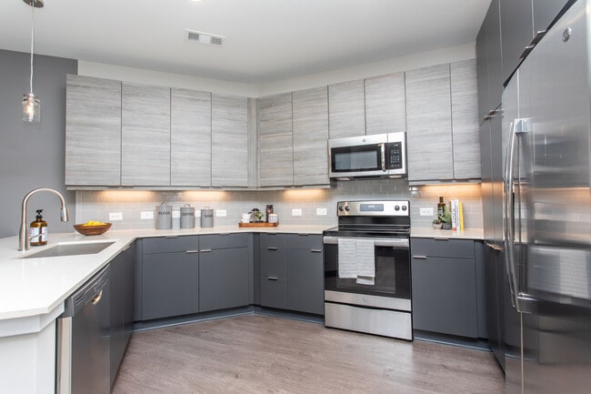 The Jade at Avondale in Decatur, GA - Building Photo - Interior Photo