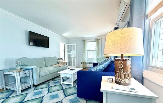 5 Byrnes St in Newport, RI - Building Photo - Building Photo