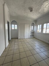 116 S Mathews St in Los Angeles, CA - Building Photo - Building Photo