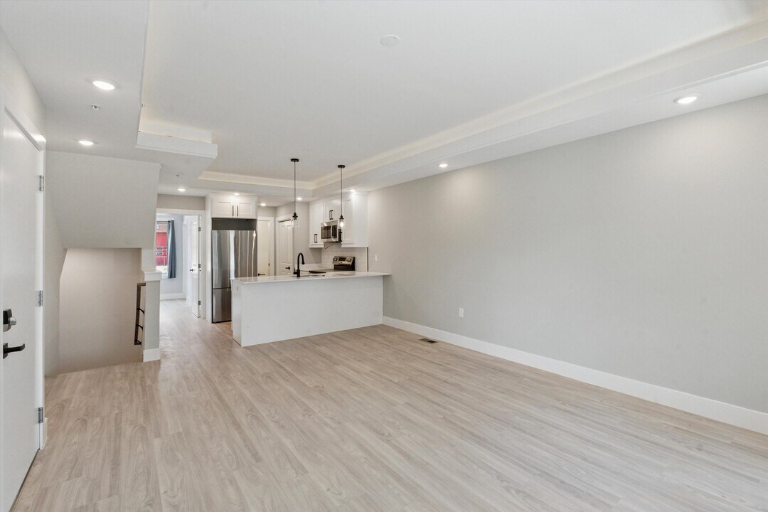 2401 N 2nd St in Philadelphia, PA - Foto de edificio