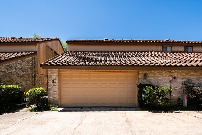 5918 San Felipe St in Houston, TX - Building Photo - Building Photo
