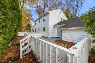 39 Harland Rd in Waltham, MA - Building Photo - Building Photo