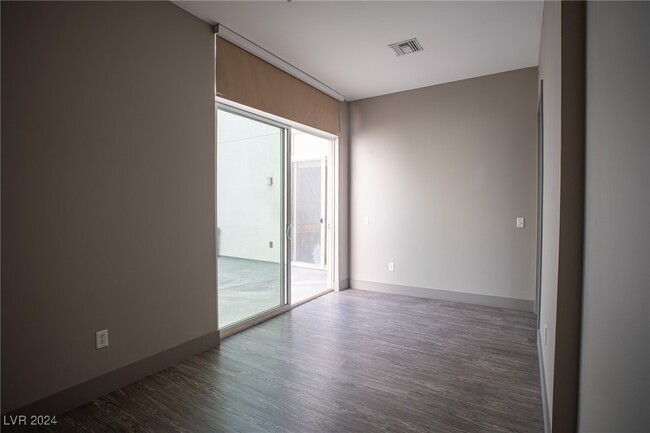 property at 2775 W Pebble Rd