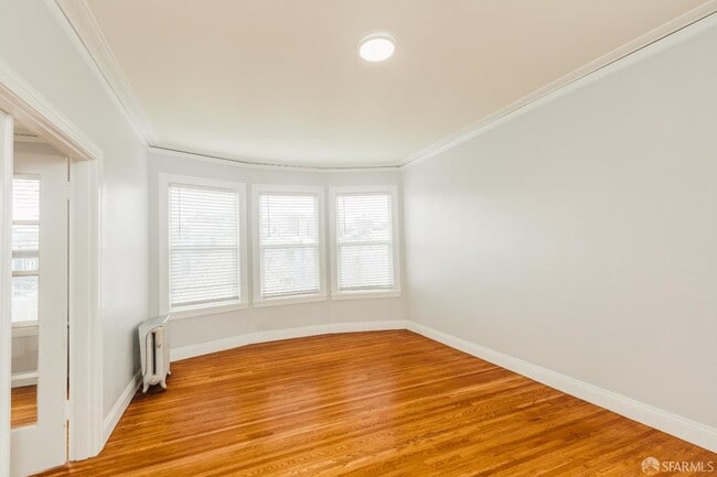 property at 1565 Chestnut St