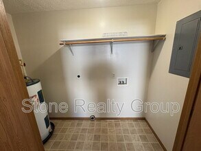 679 N 25th St in Terre Haute, IN - Building Photo - Building Photo