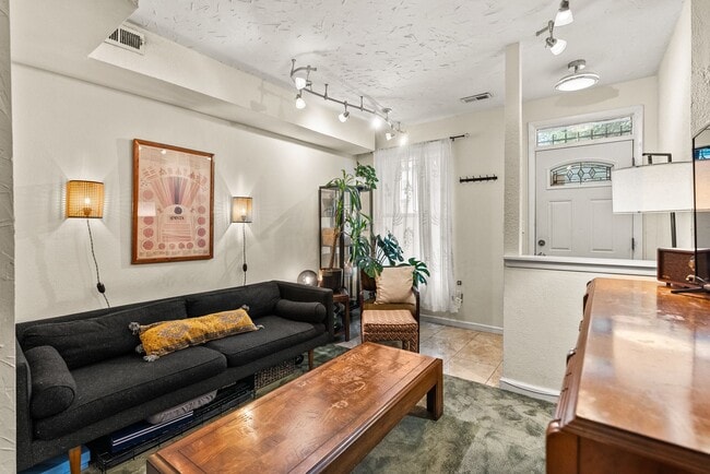 property at 1537 Marion St NW