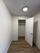 1400 Peckham St in Fullerton, CA - Foto de edificio - Building Photo