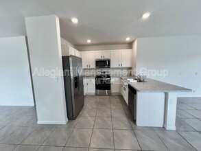 6760 Huntleigh Hammock Rd in Harmony, FL - Building Photo - Building Photo