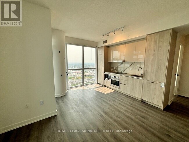 property at 225-5225 Commerce St