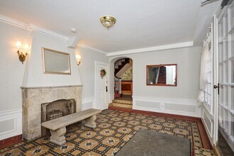 1112 Grove St in Evanston, IL - Building Photo - Building Photo