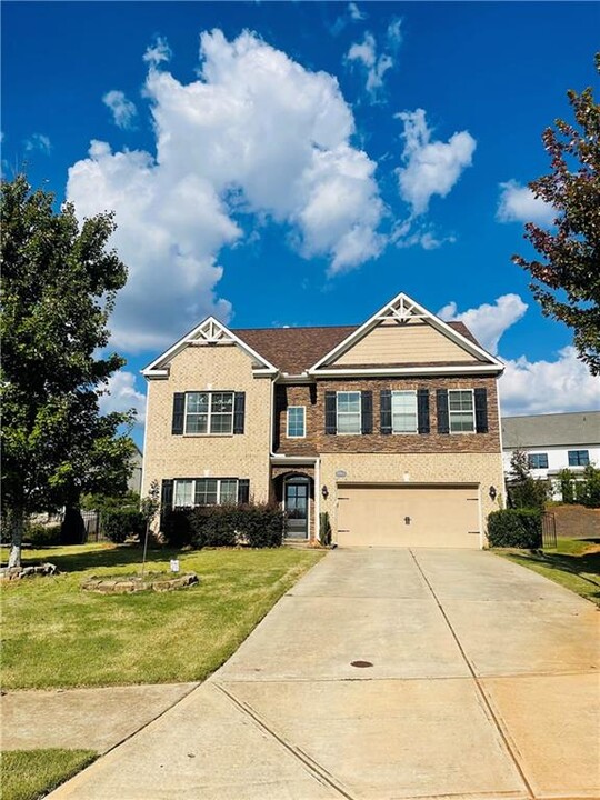 3963 Roberts Crest Dr in Suwanee, GA - Foto de edificio