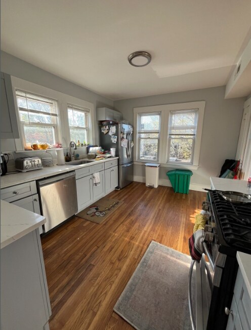 874 E 4th St, Unit 2 in Boston, MA - Building Photo - Building Photo