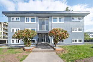 9250 Edward St in Chilliwack, BC - Building Photo