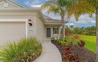 10817 Pine Bluff Gln in Parrish, FL - Building Photo - Building Photo