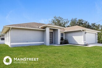 3317 20th St W in Lehigh Acres, FL - Foto de edificio - Building Photo