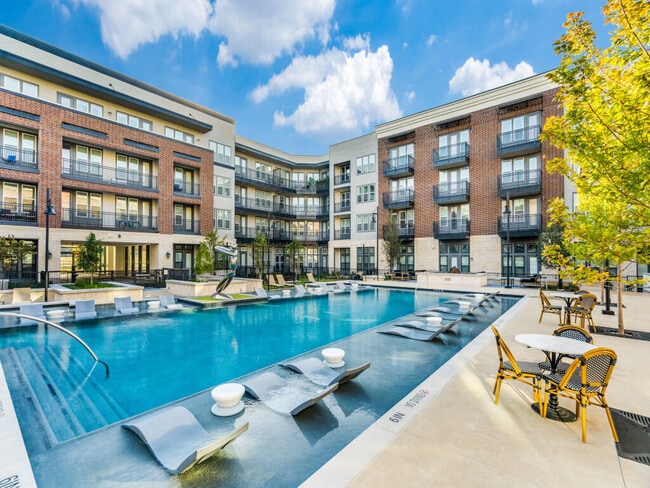 The Beacon in Plano, TX - Foto de edificio - Building Photo