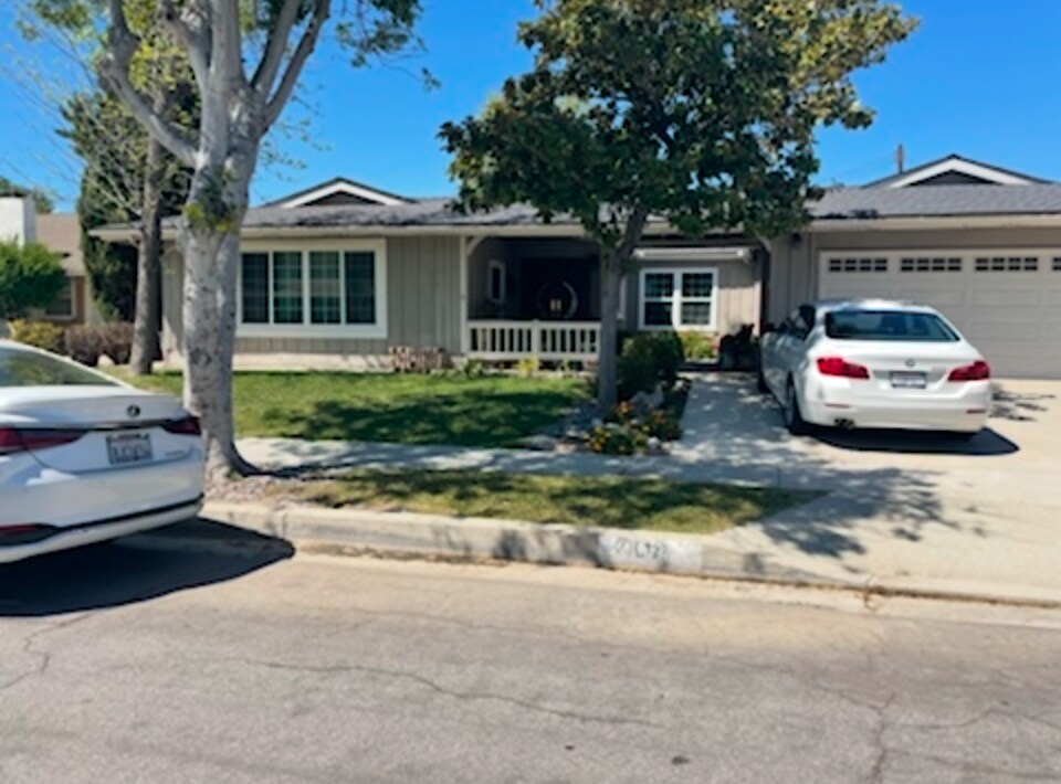 2811 Castle Rock Rd in Diamond Bar, CA - Building Photo