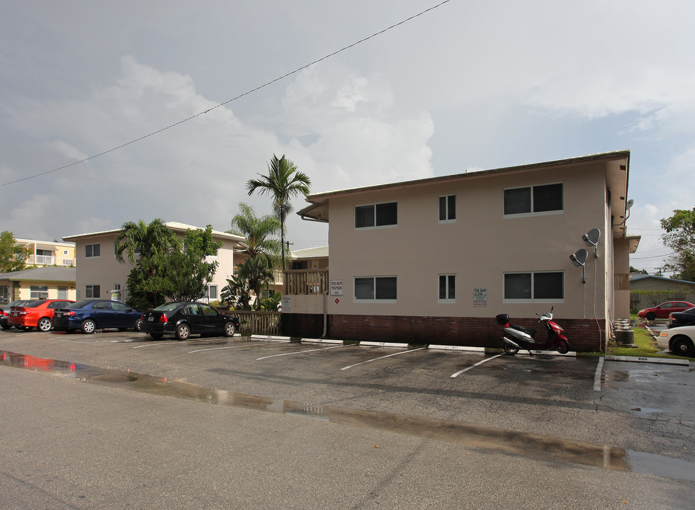 811 SE 16th St in Fort Lauderdale, FL - Building Photo