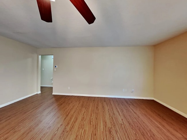 property at 19507 Autumn Creek Ln