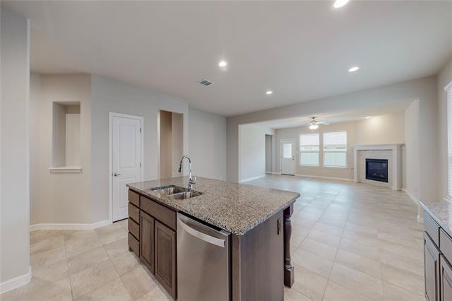 property at 2409 Mockingbird Ct