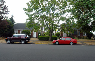 736-750 Cottage St NE Apartments