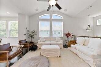 126 Biltmore Loop in Montgomery, TX - Building Photo - Building Photo