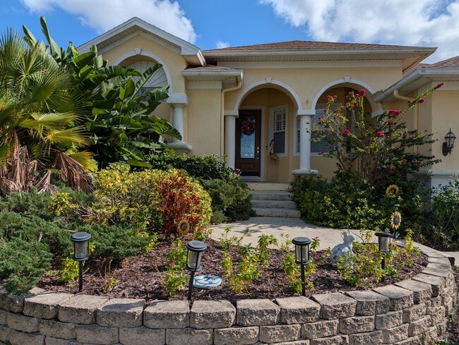 718 Bunker View Dr in Apollo Beach, FL - Building Photo - Building Photo