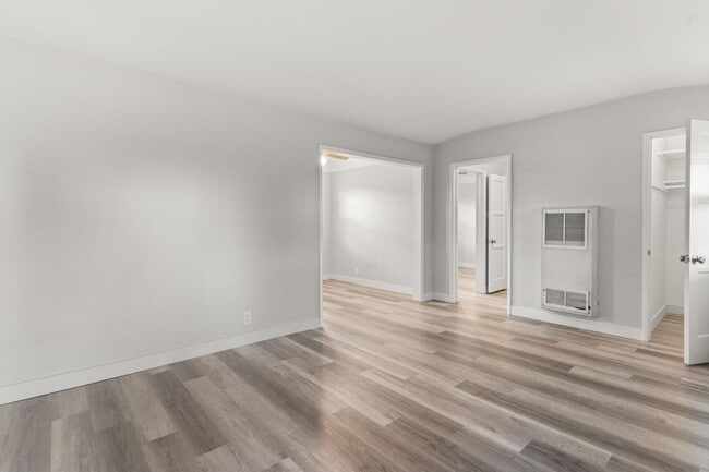 801 St Louis Ave in Long Beach, CA - Foto de edificio - Building Photo