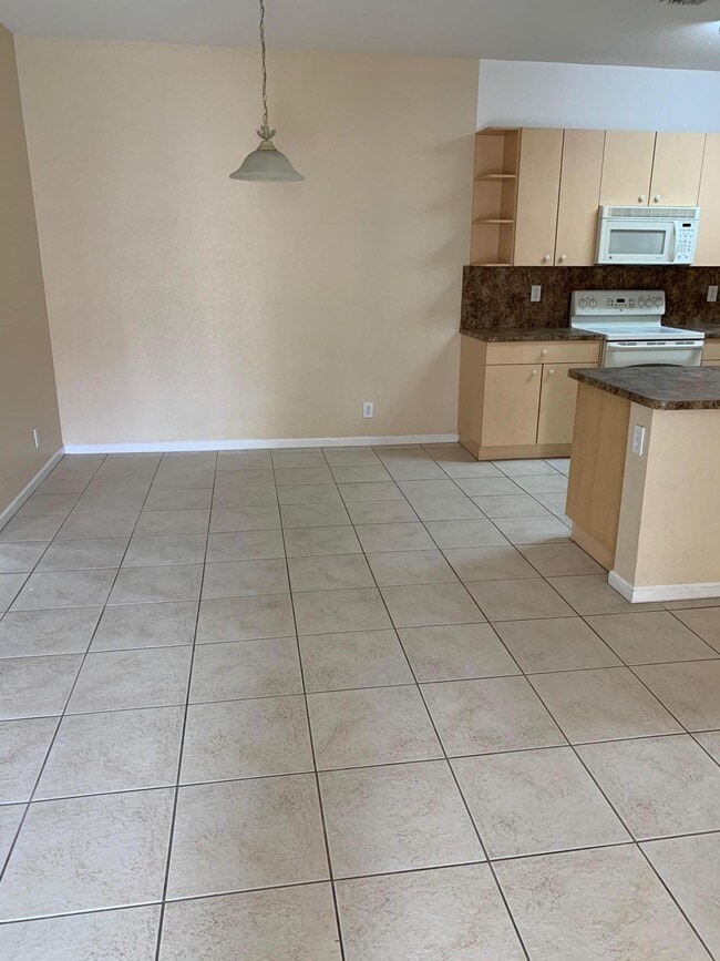 3565 Forest Hill Blvd in West Palm Beach, FL - Building Photo - Building Photo