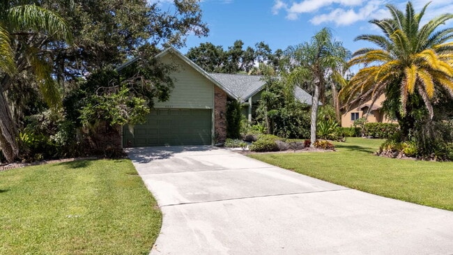 4537 Little John Trail in Sarasota, FL - Building Photo - Building Photo