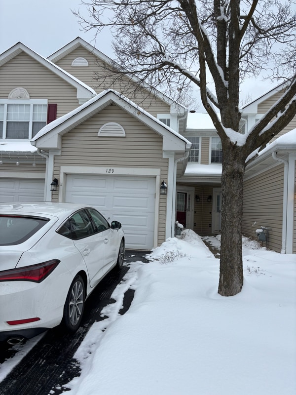 129 Polaris Dr in Lake In The Hills, IL - Foto de edificio - Building Photo