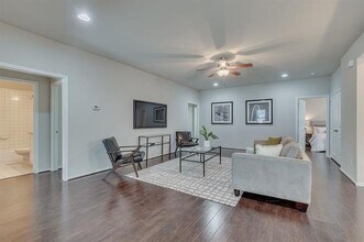 2701 McCart Ave in Fort Worth, TX - Building Photo - Building Photo