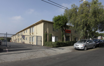 Calvert-11434 in North Hollywood, CA - Building Photo - Building Photo