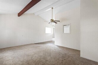 1811 Hidden Valley Rd in Granbury, TX - Building Photo - Building Photo