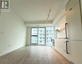 252 Church St in Toronto, ON - Building Photo - Building Photo