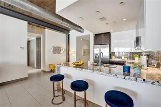 110 SE 2nd St in Delray Beach, FL - Foto de edificio - Building Photo