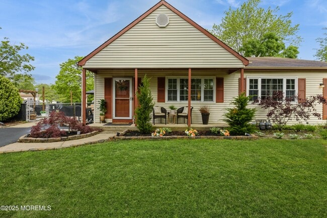 property at 560 Innkeeper Ln