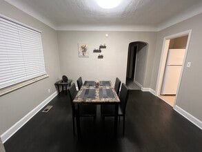 18489 Santa Rosa Dr in Detroit, MI - Building Photo - Building Photo