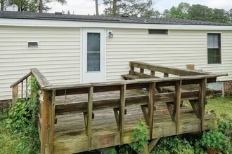 112 Brodie Privette Rd in Zebulon, NC - Building Photo - Building Photo