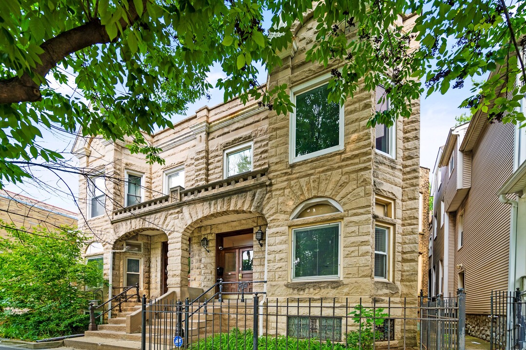 4125 N Ashland Ave in Chicago, IL - Building Photo