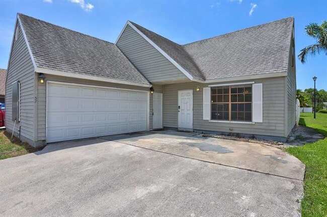 property at 6052 Lace Wood Cir