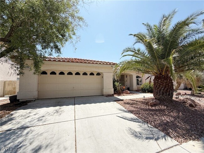 3744 Crescent Canyon St in Las Vegas, NV - Building Photo - Building Photo
