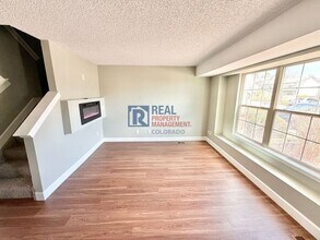 3805 Smoke Tree Dr in Colorado Springs, CO - Building Photo - Building Photo
