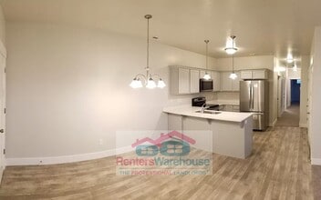 13084 S Tortola Dr in Herriman, UT - Building Photo - Building Photo