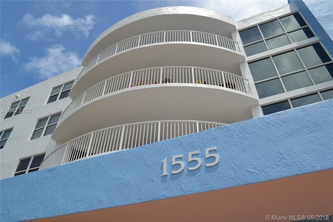 1555 N Treasure Dr-Unit -407 in North Bay Village, FL - Building Photo - Building Photo