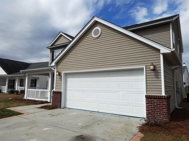 418 Dovetail Cir
