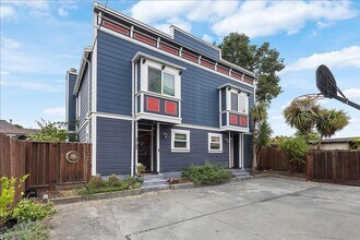 1590 Buena Vista Ave in Alameda, CA - Building Photo - Building Photo